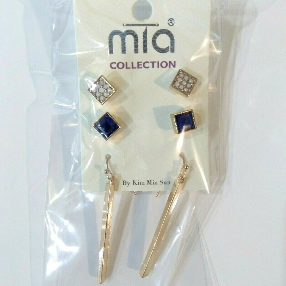 3/$10 ‎ Gold Tone Blue Square & Dangle Earrings 3pc